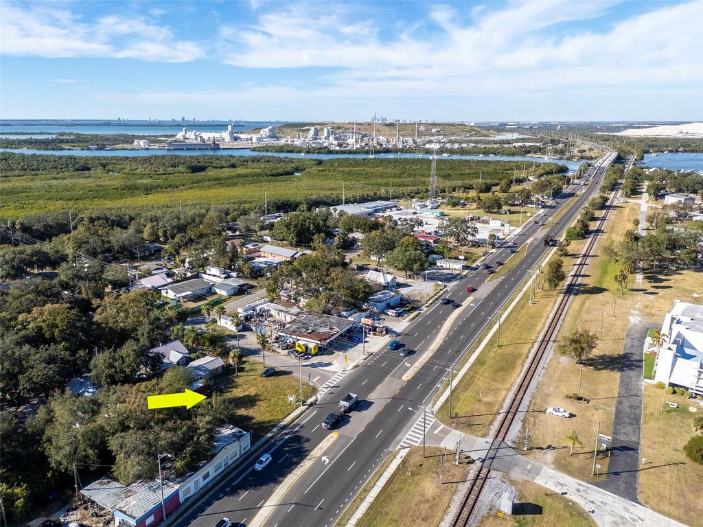 Photo of 10007 S 41 Highway, Gibsonton, FL 33534 (MLS # TB8466102)