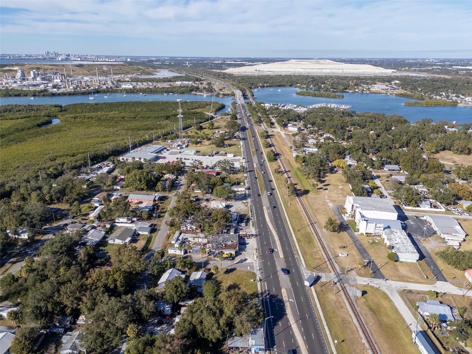 GIBSONTON ON THE BAY - Land