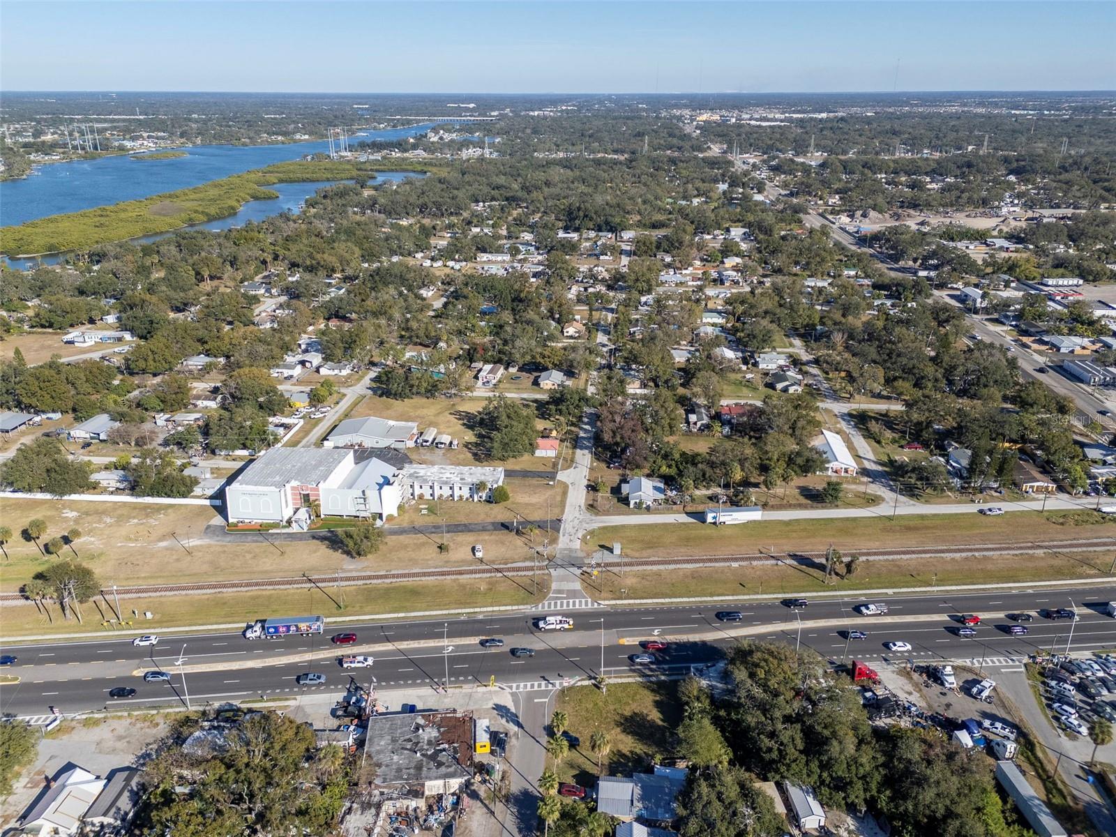 GIBSONTON ON THE BAY - Land