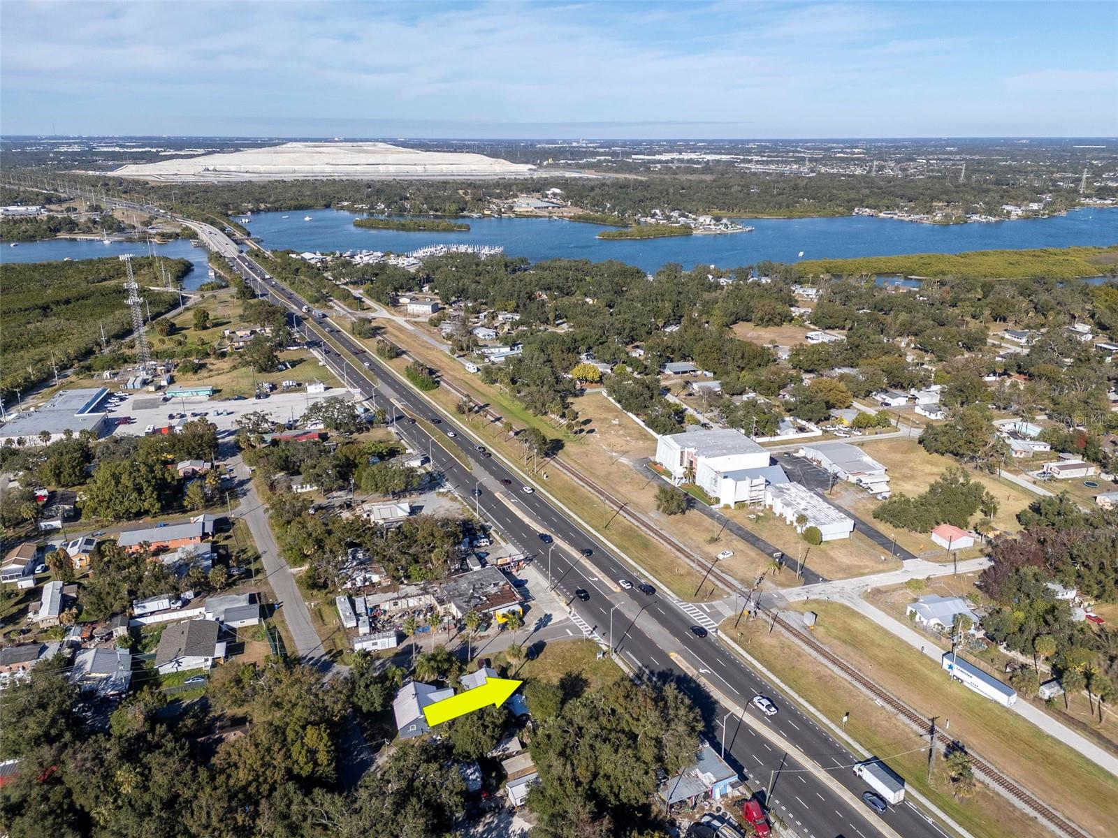GIBSONTON ON THE BAY - Land