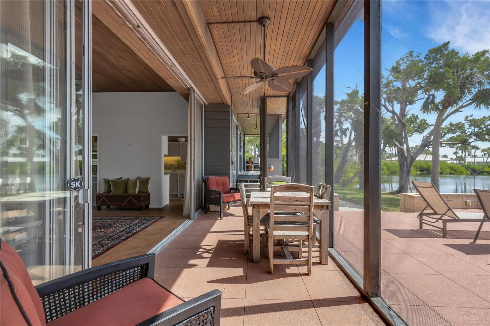 SANDY HOOK - Residential
