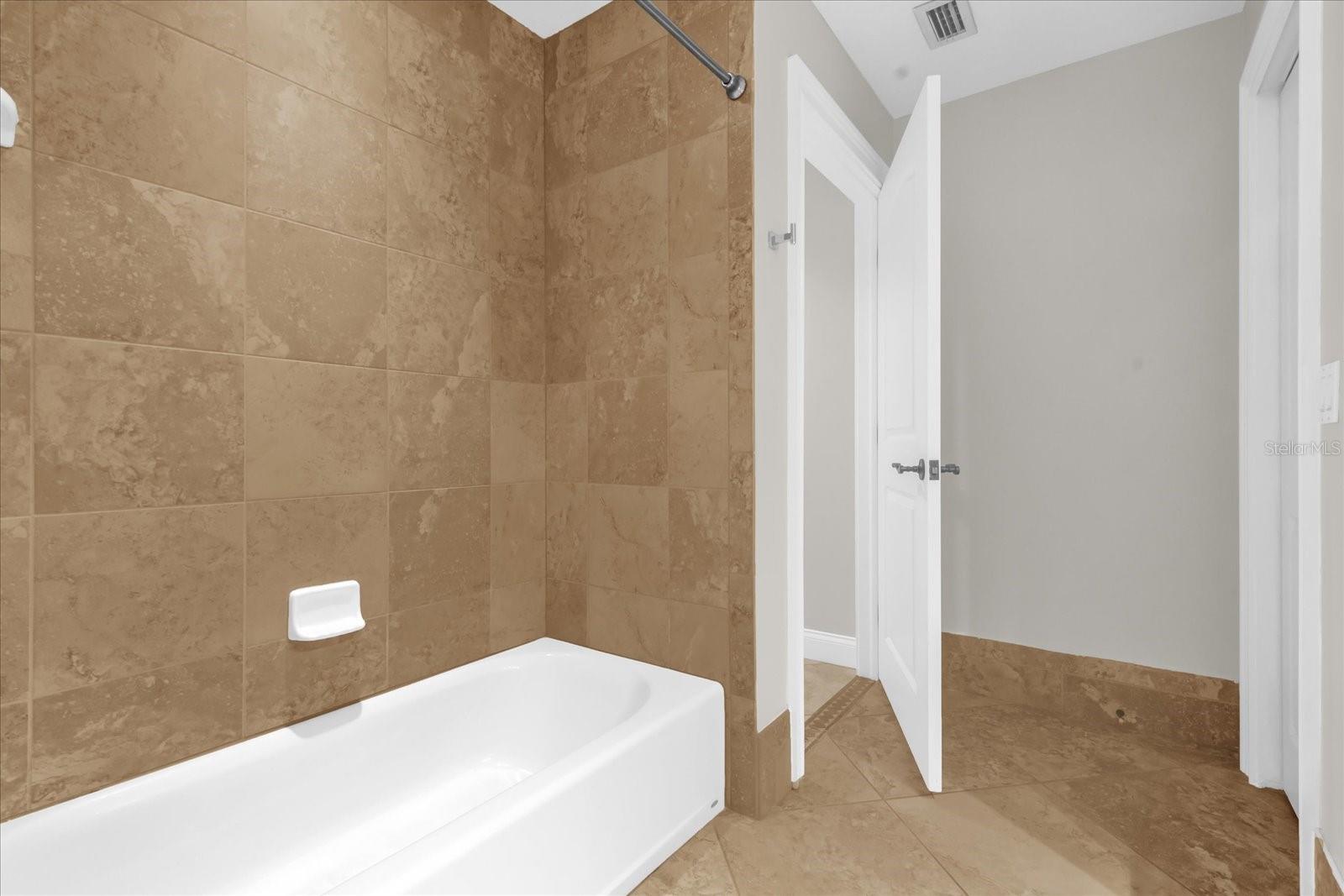 LAGUNA AT RIVIERA DUNES II OR2087/6469 - Residential