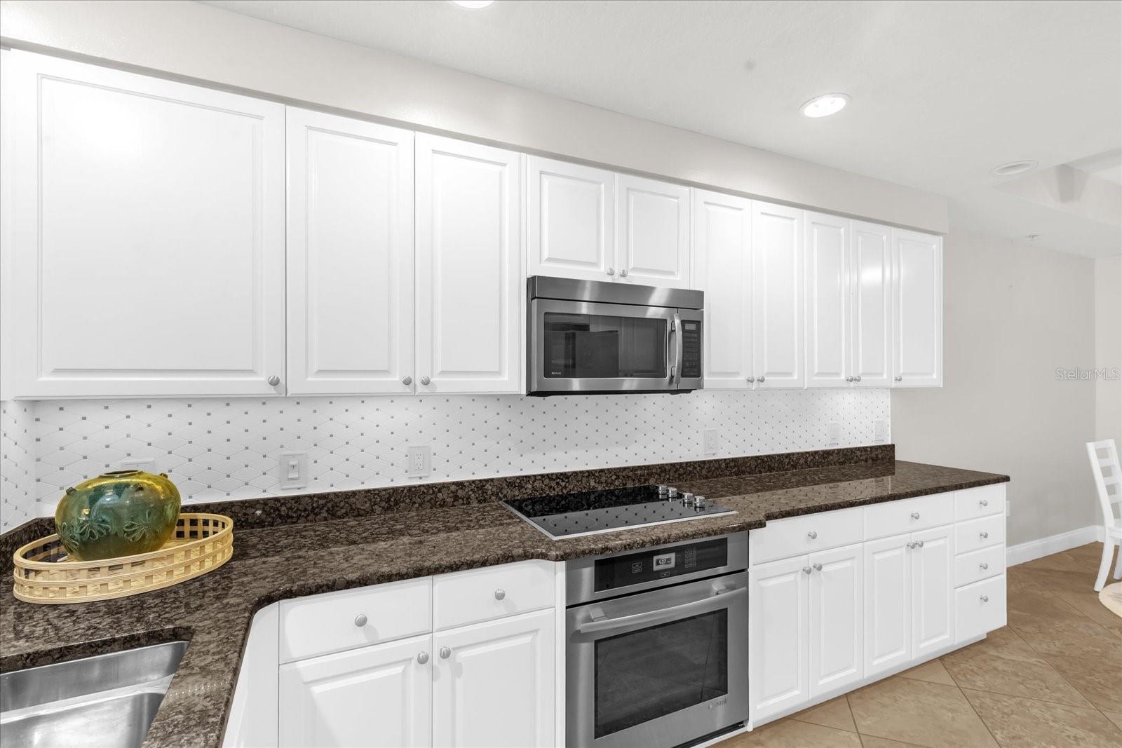 LAGUNA AT RIVIERA DUNES II OR2087/6469 - Residential