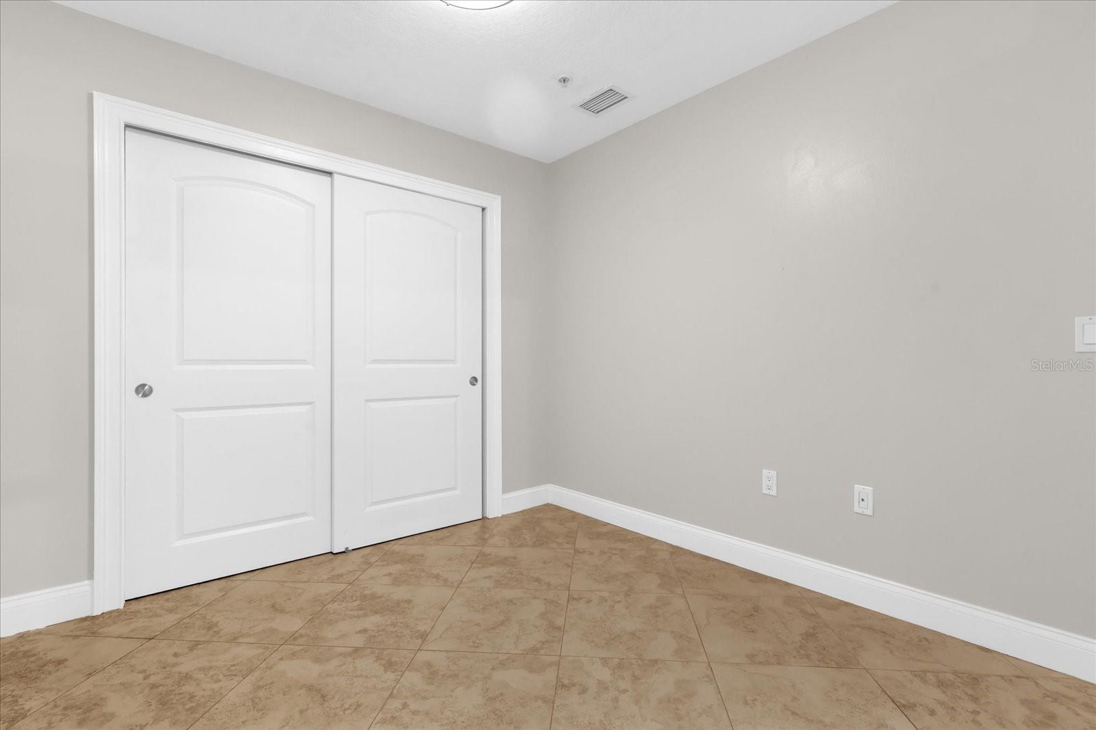 LAGUNA AT RIVIERA DUNES II OR2087/6469 - Residential