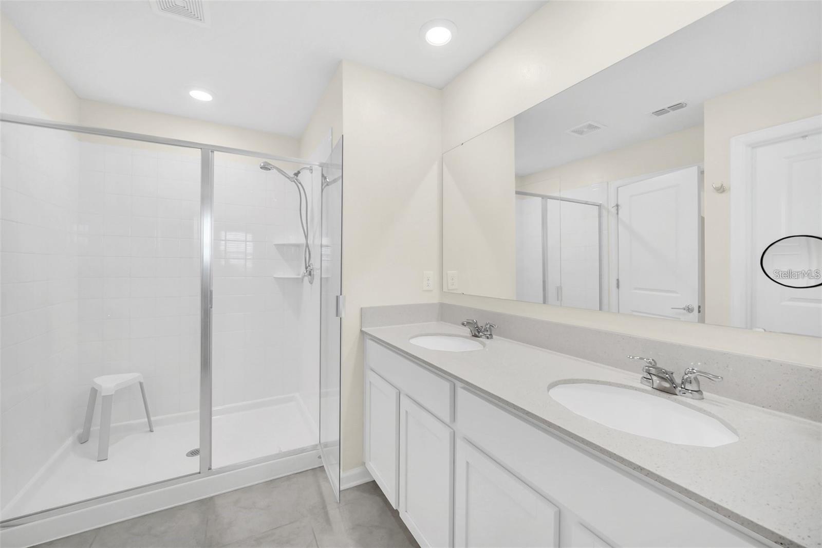 STOREY CREEK - Residential