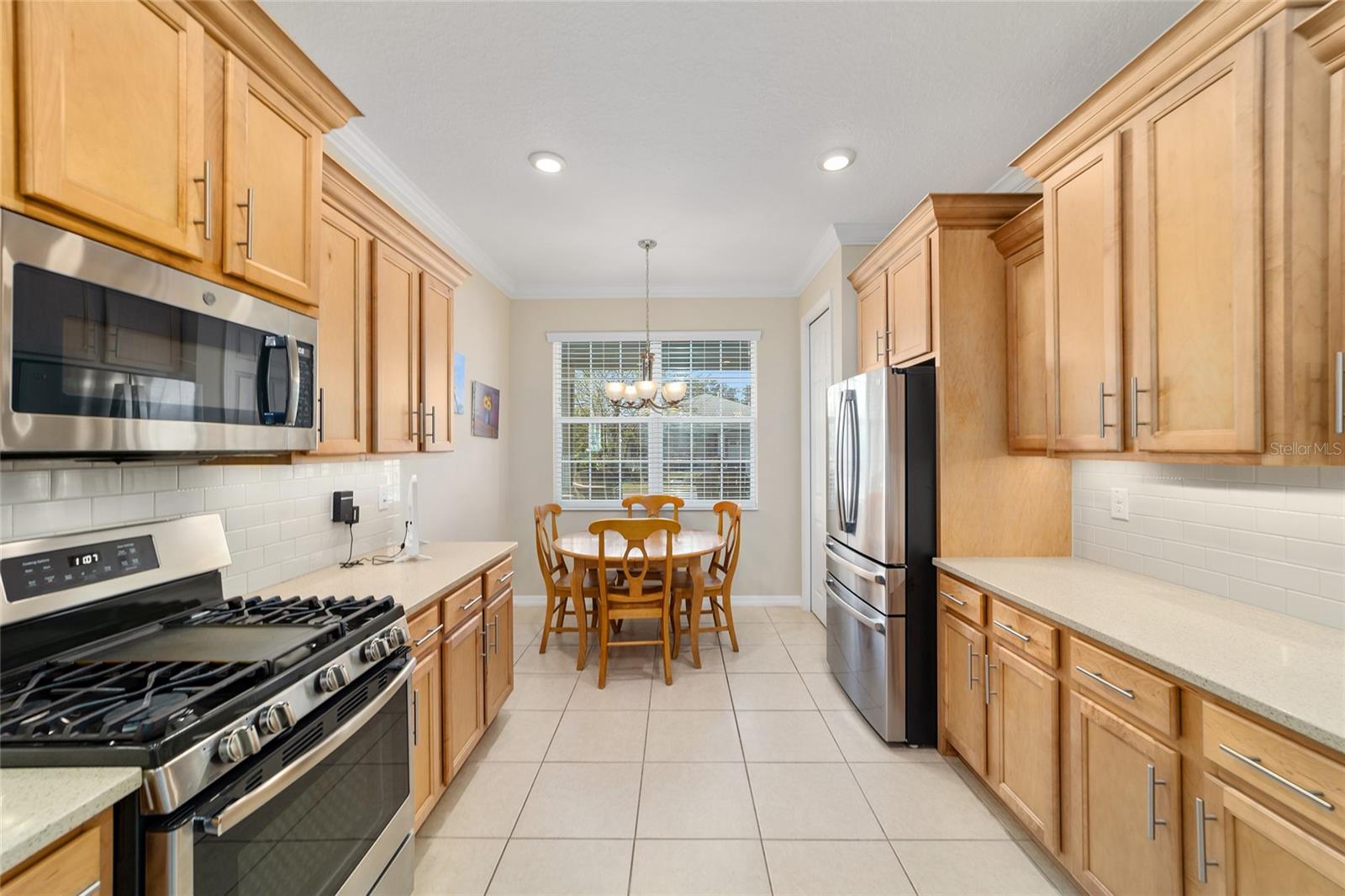 ON TOP OF THE WORLD - Residential