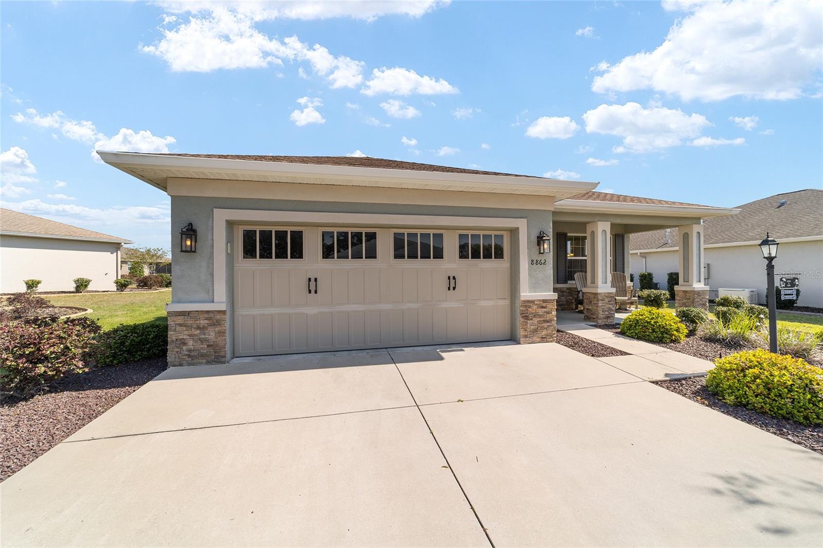 ON TOP OF THE WORLD - Residential