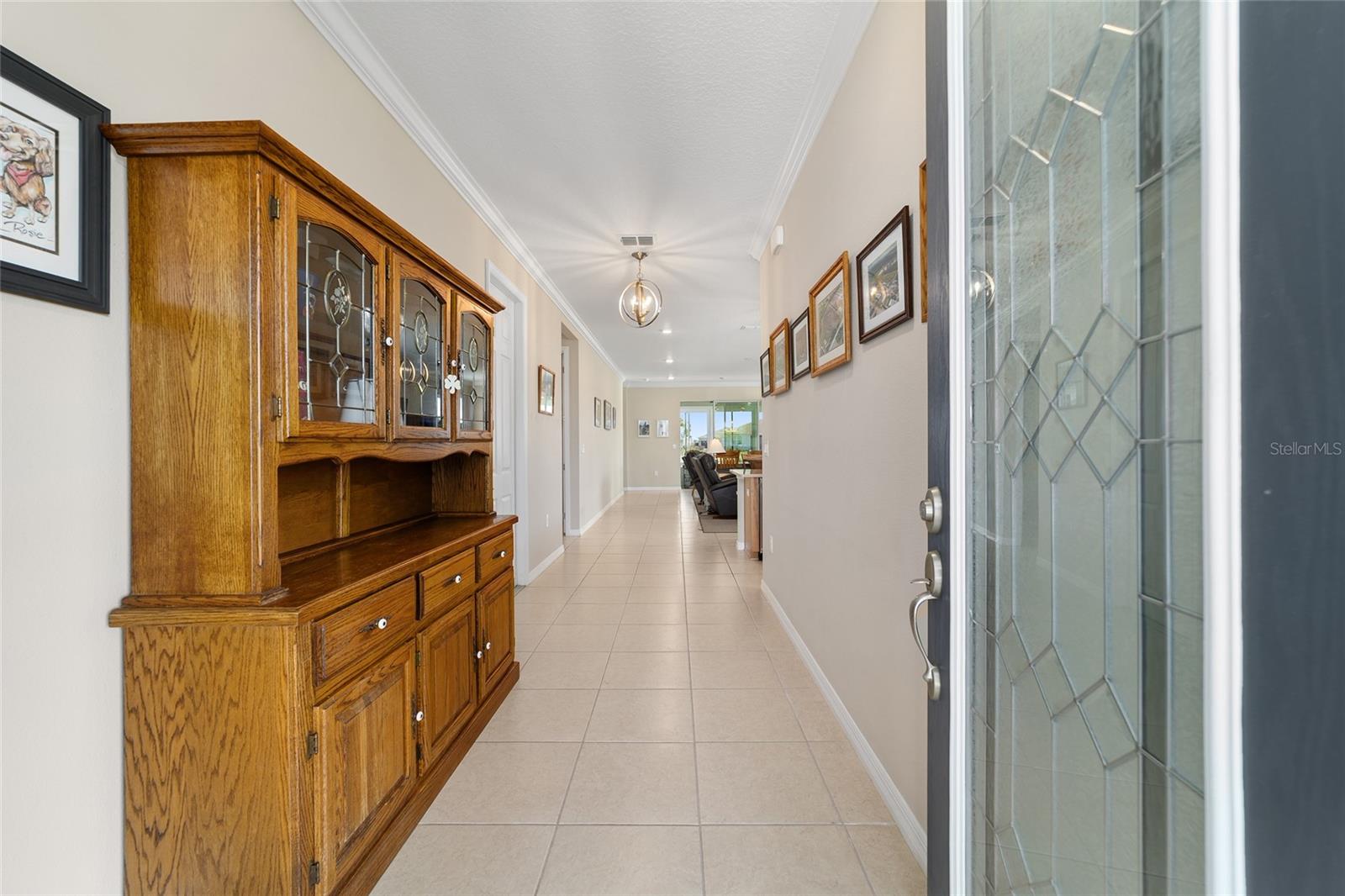 ON TOP OF THE WORLD - Residential