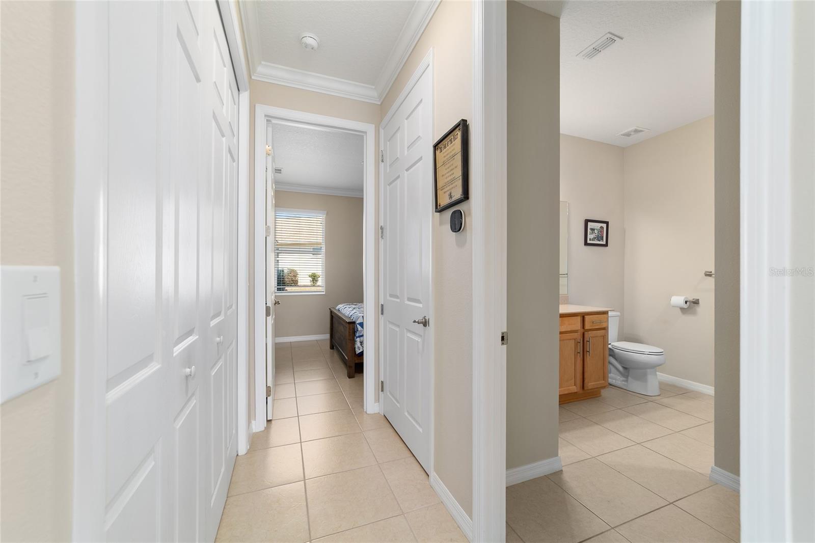 ON TOP OF THE WORLD - Residential