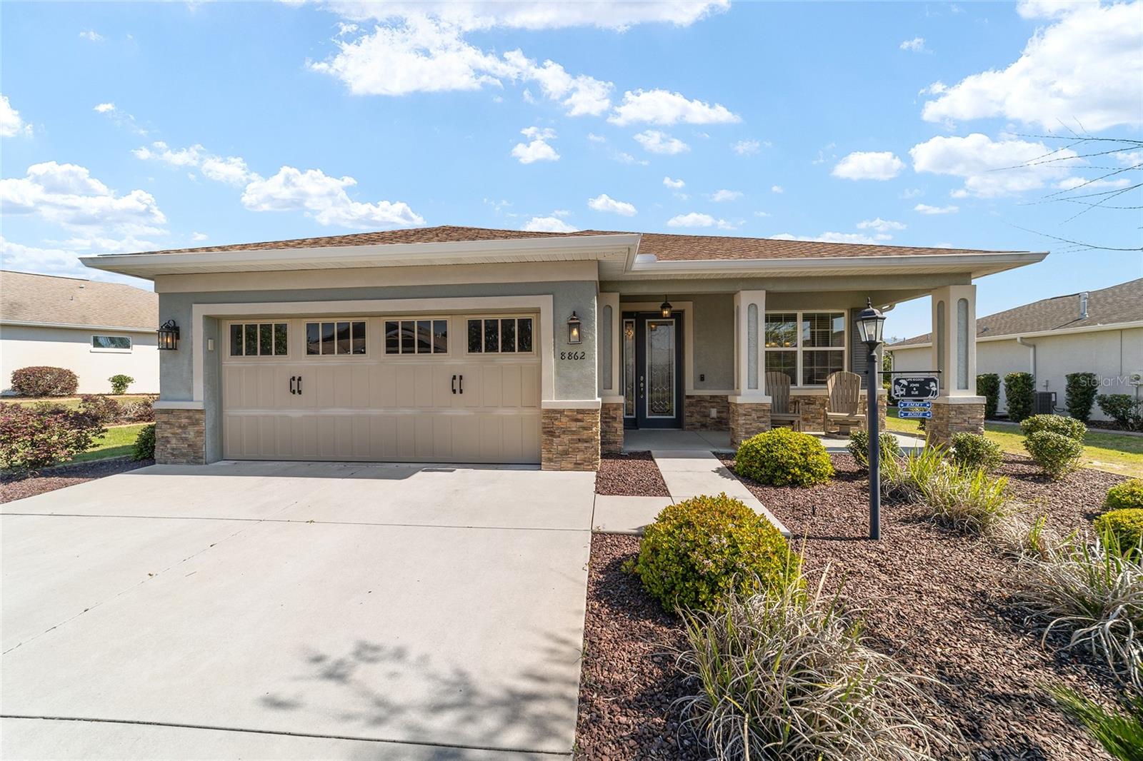 ON TOP OF THE WORLD - Residential