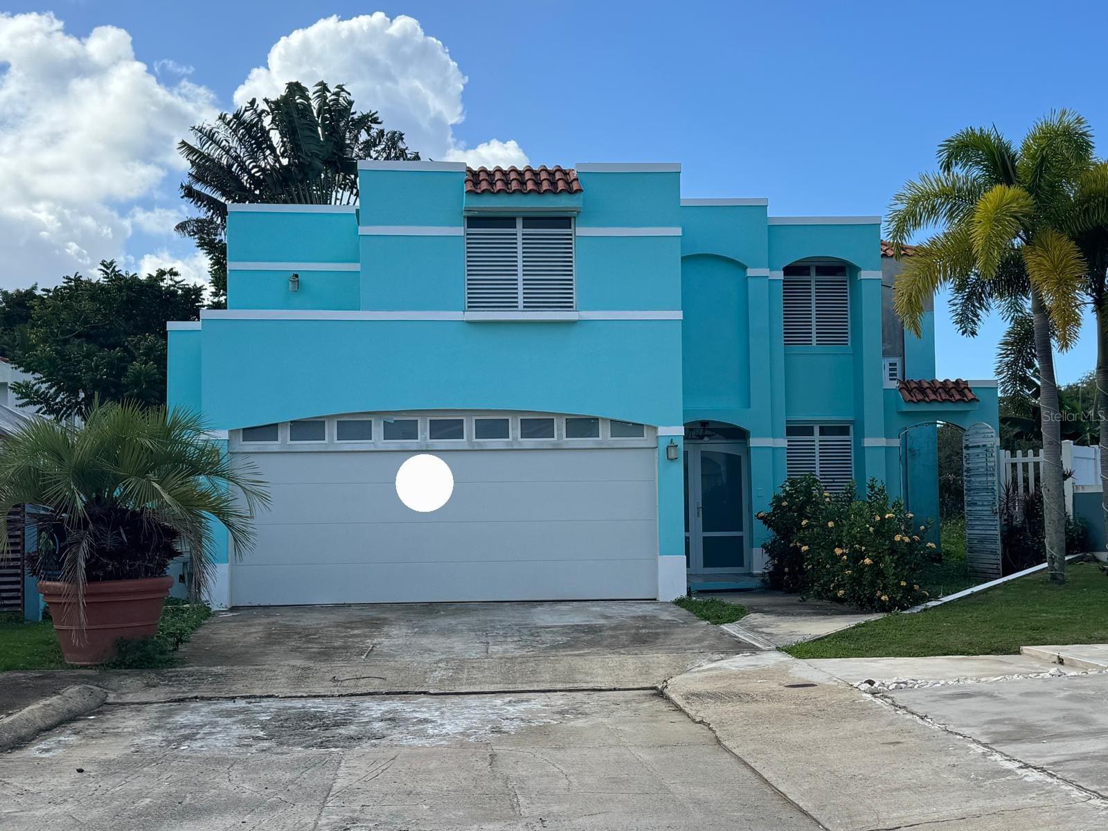 RIVER EDGE HILLS - Residential