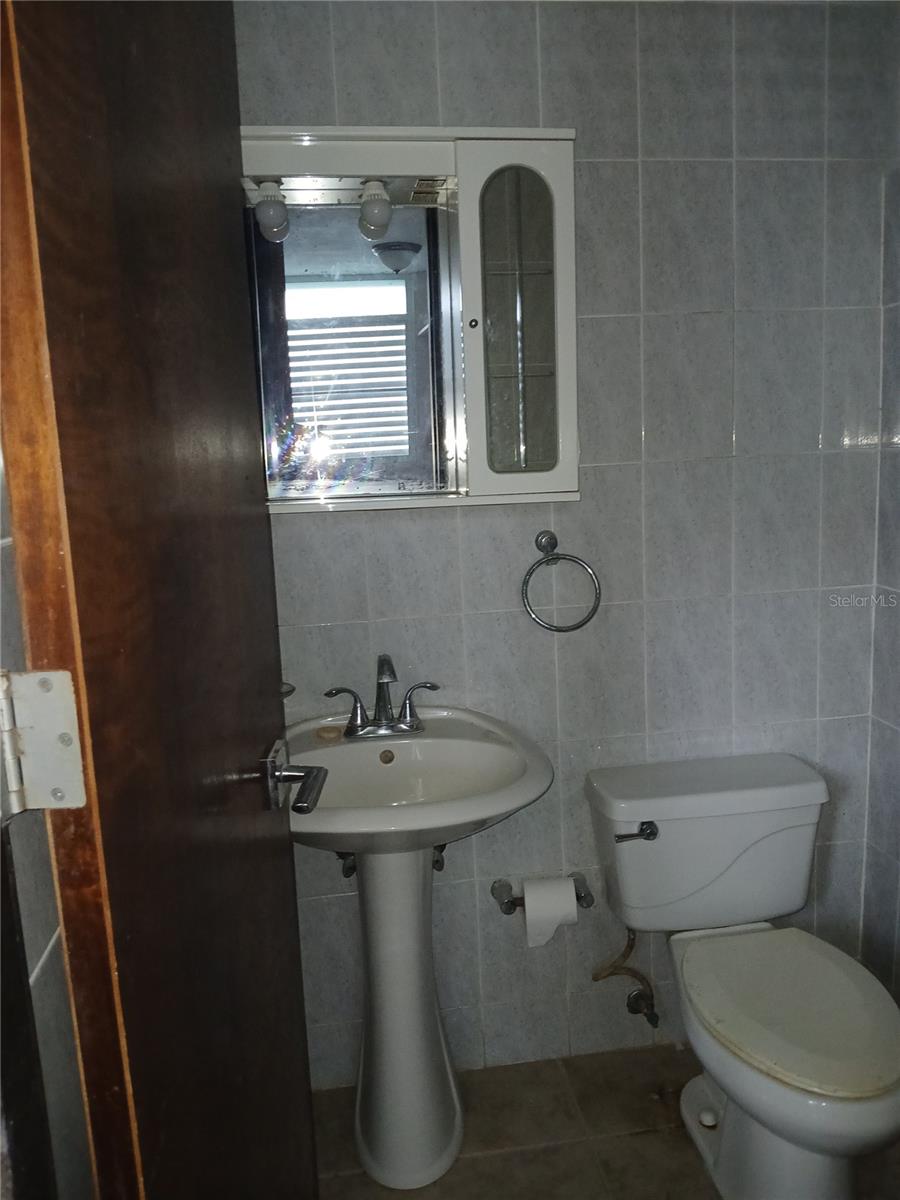 RIVER EDGE HILLS - Residential