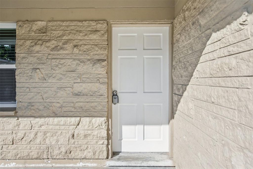 Photo of 204 E Shell Point Road, Ruskin, FL 33570 (MLS # TB8450870)