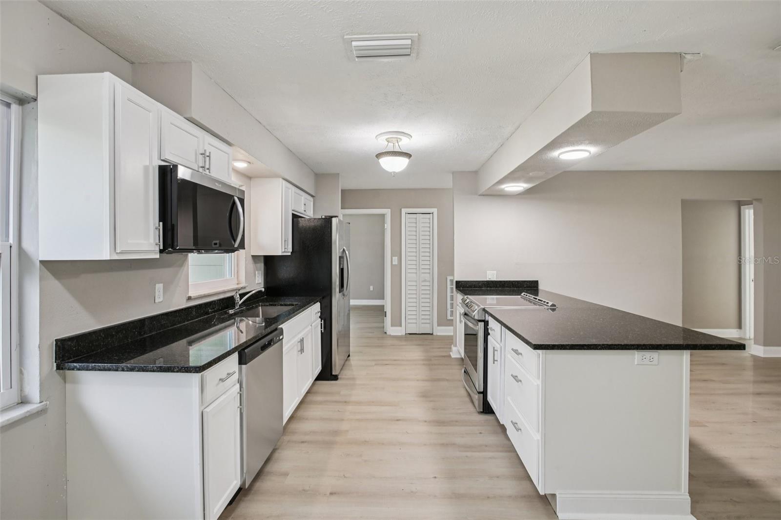 MANRING & EMERY SUB - Residential