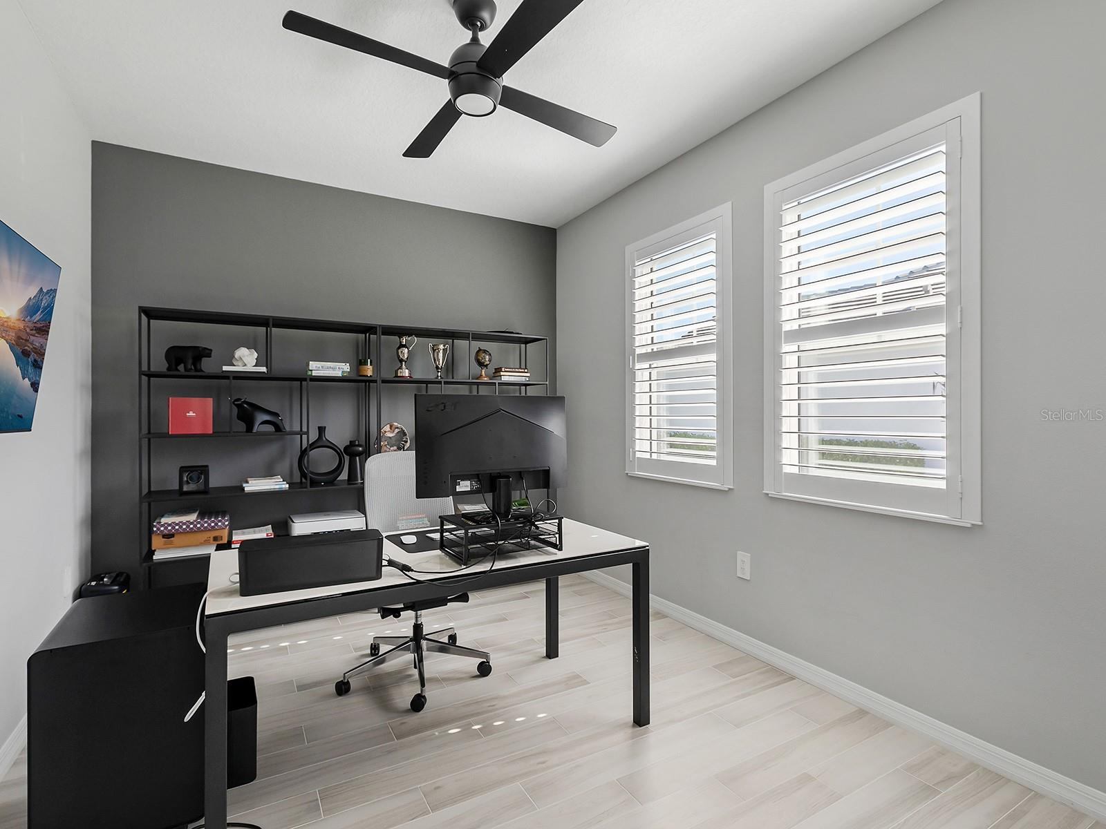 LAKEHOUSE COVE/WATERSIDE PH 4 - Residential