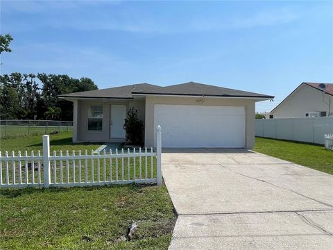 Photo of 909 San Paulo Way, Kissimmee, FL 34758 (MLS # O6313165) Photo of 909 San Paulo Way, Kissimmee, FL 34758 (MLS # O6313165)