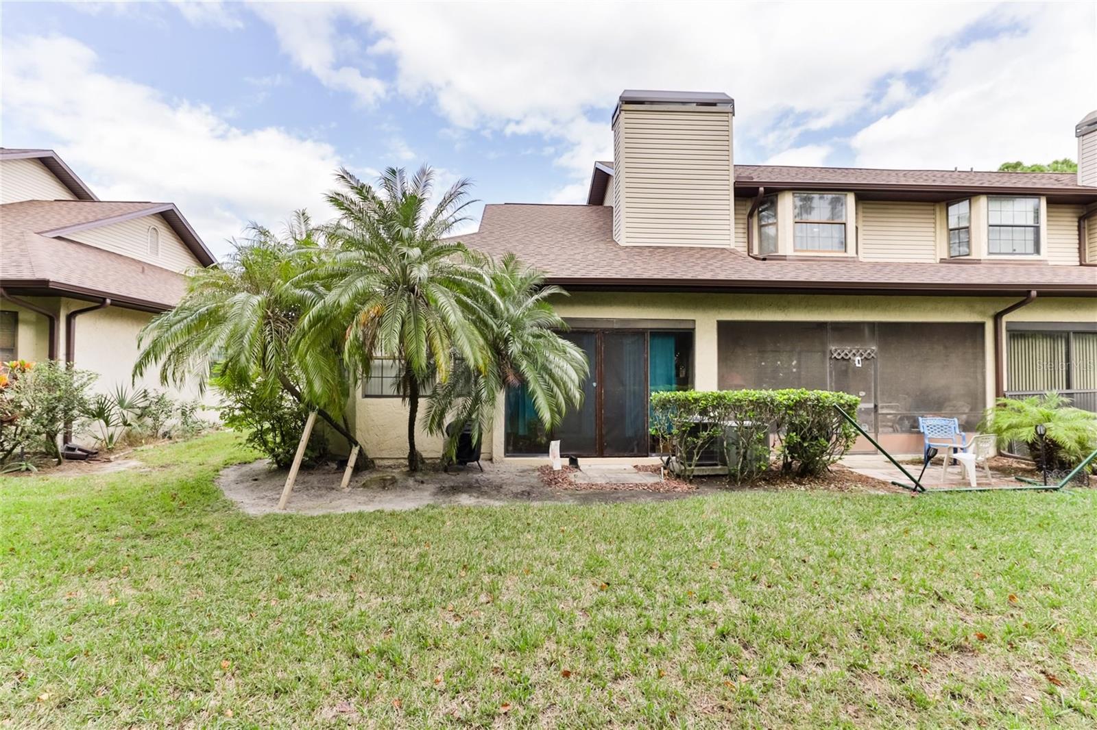 SUNSET PINES TWNHMS - Residential