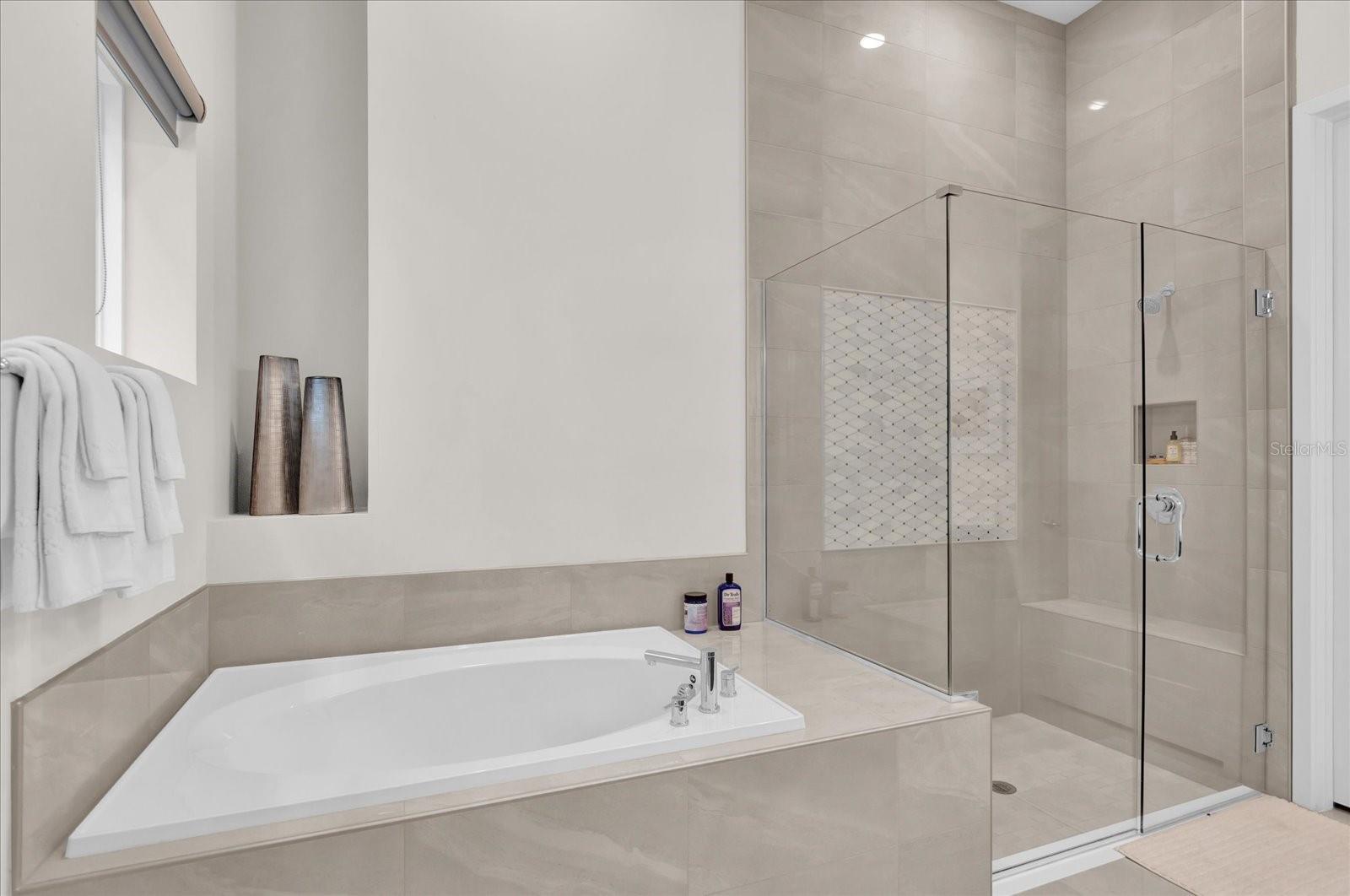 REUNION WEST FAIRWAYS 17 & 18 REP - Residential