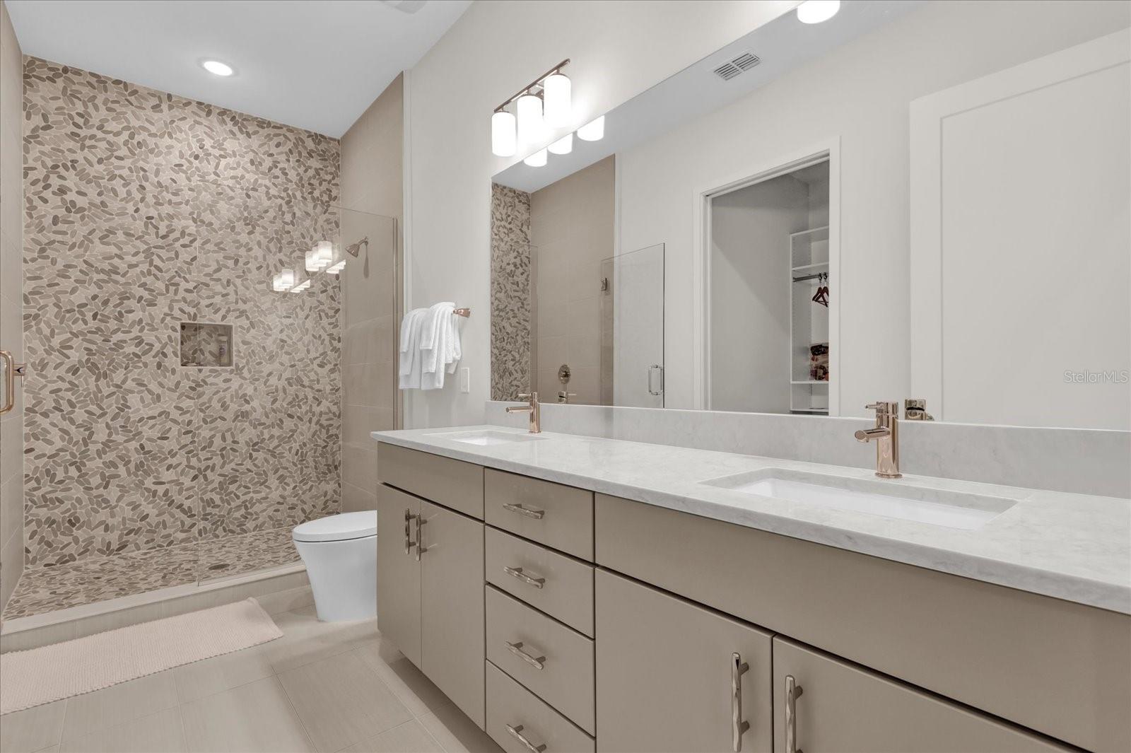 REUNION WEST FAIRWAYS 17 & 18 REP - Residential