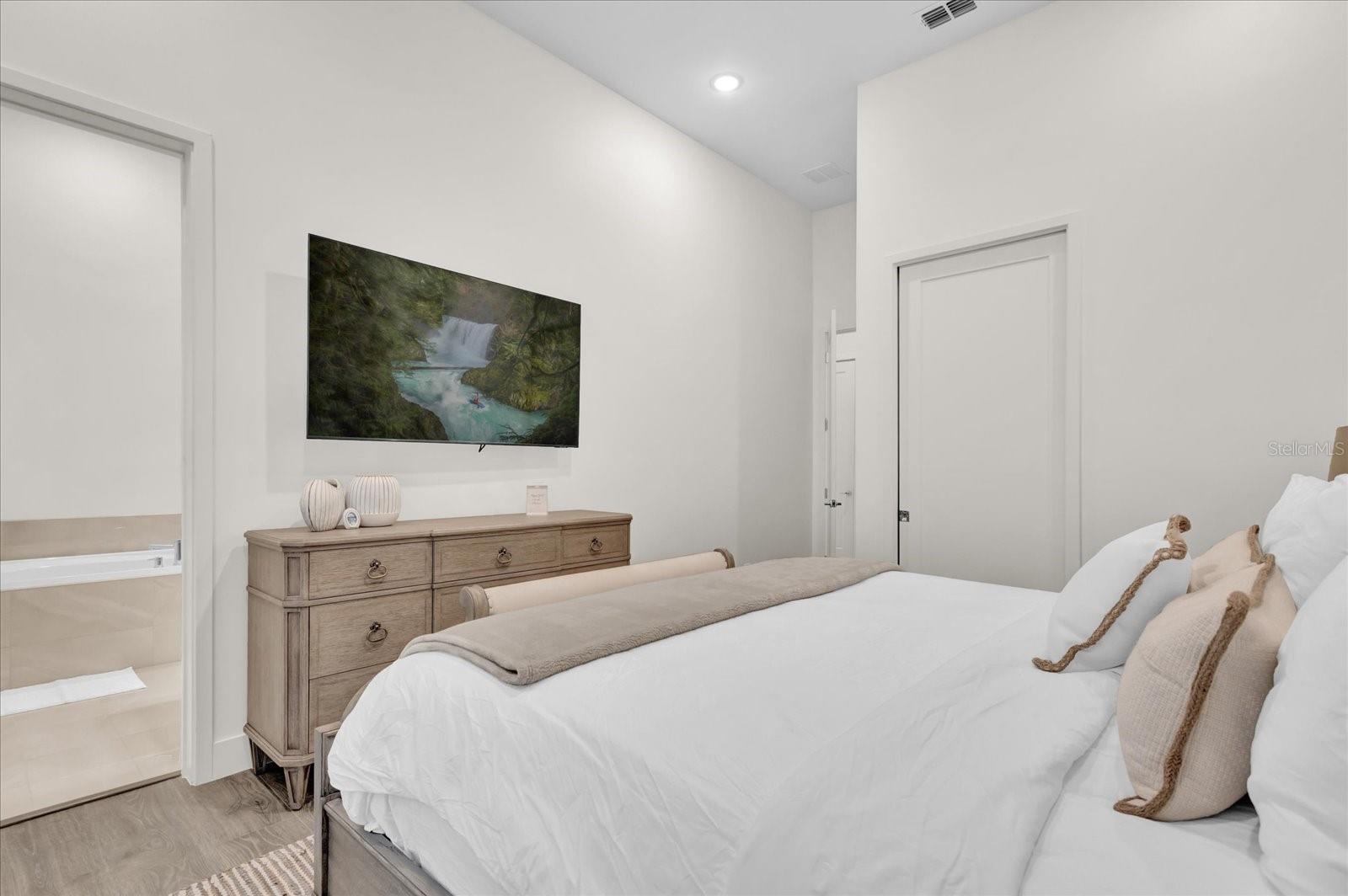 REUNION WEST FAIRWAYS 17 & 18 REP - Residential