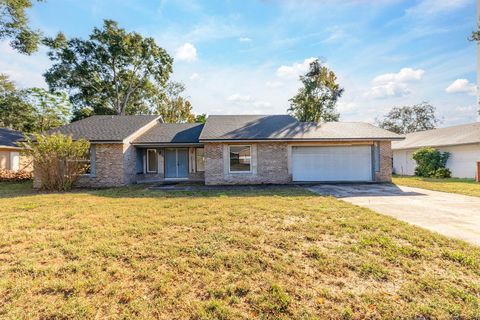 Photo of 5701 Pitch Pine Drive, Orlando, FL 32819 (MLS # O6352631)