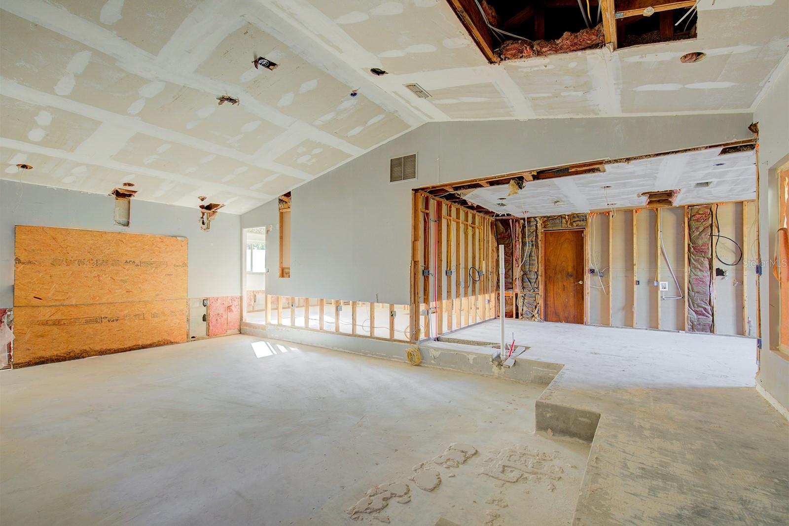 5701 PITCH PINE DRIVE