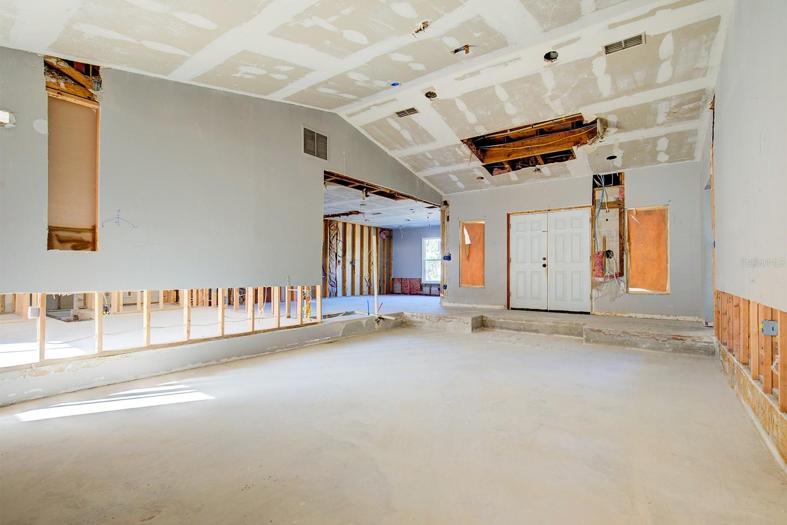 5701 PITCH PINE DRIVE