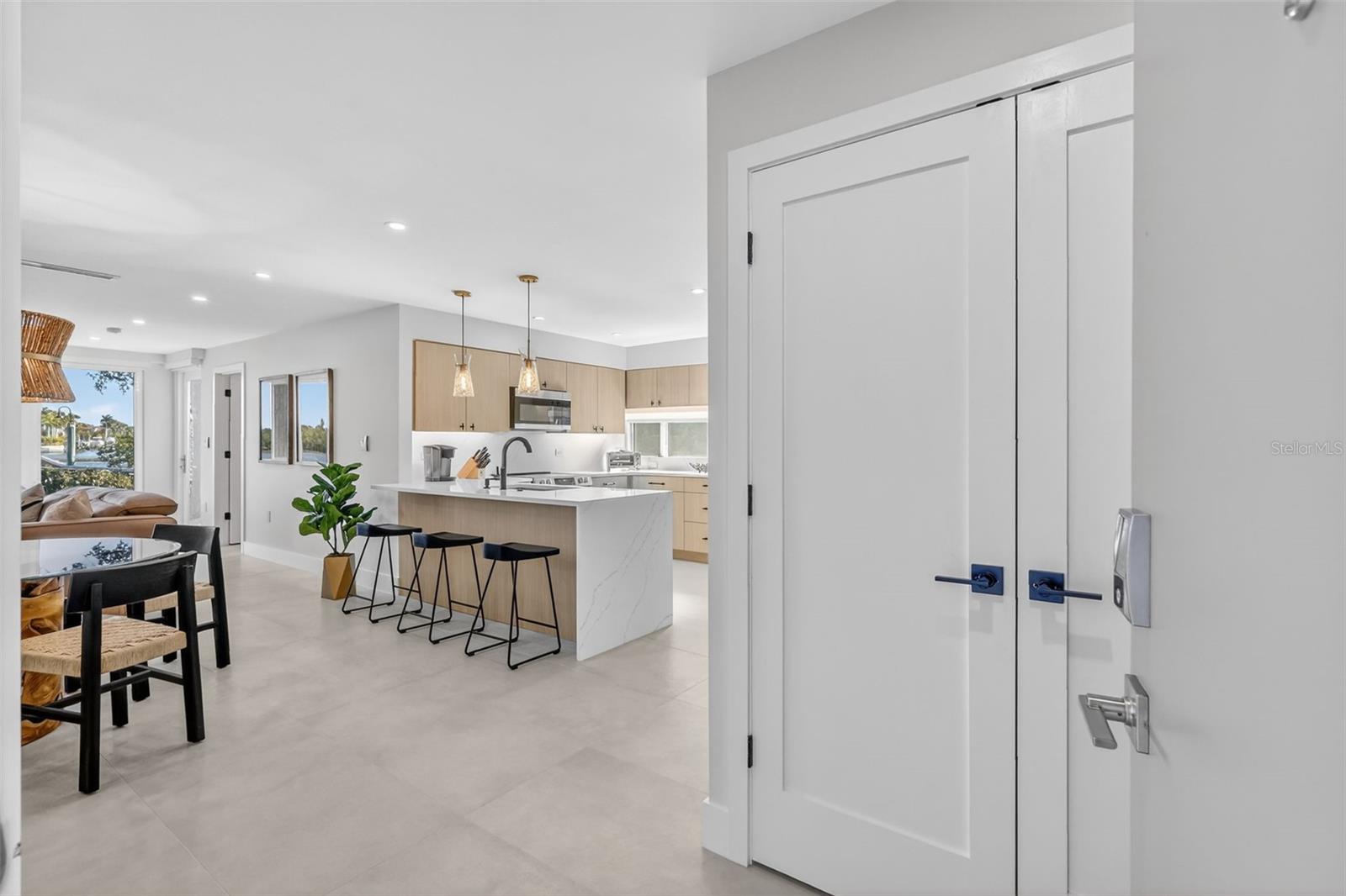 6063 E PEPPERTREE WAY 111