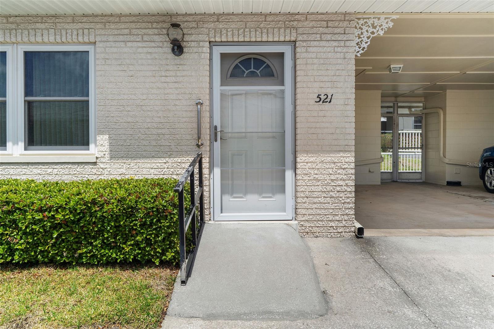 SEMINOLE HILL VILLAS - Residential