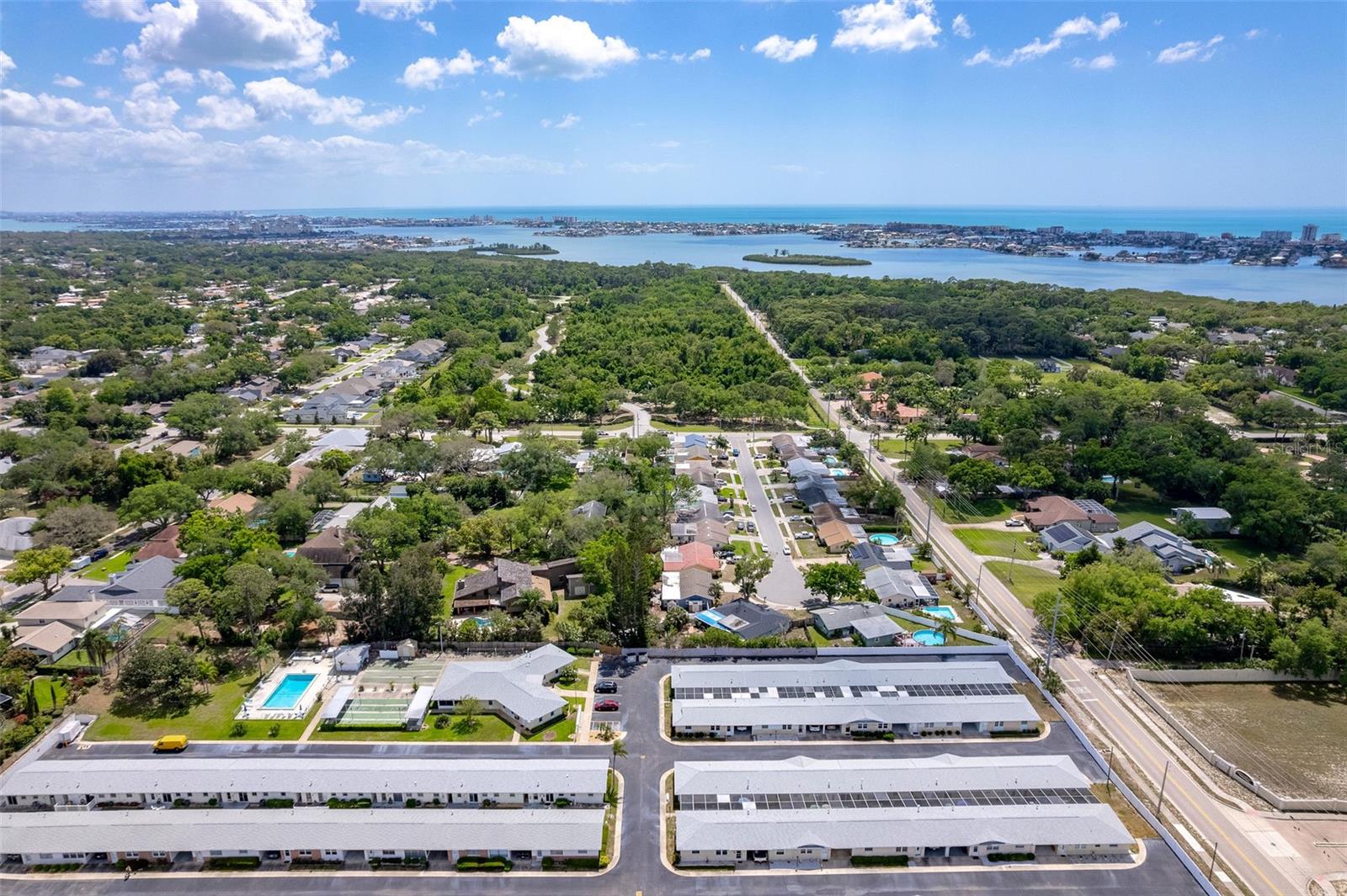 SEMINOLE HILL VILLAS - Residential