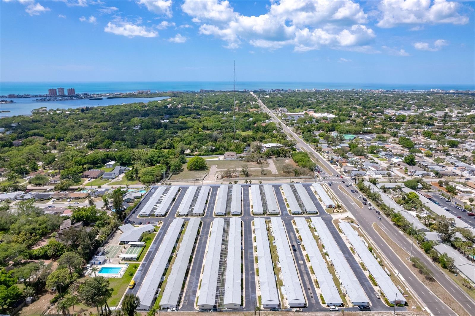 SEMINOLE HILL VILLAS - Residential