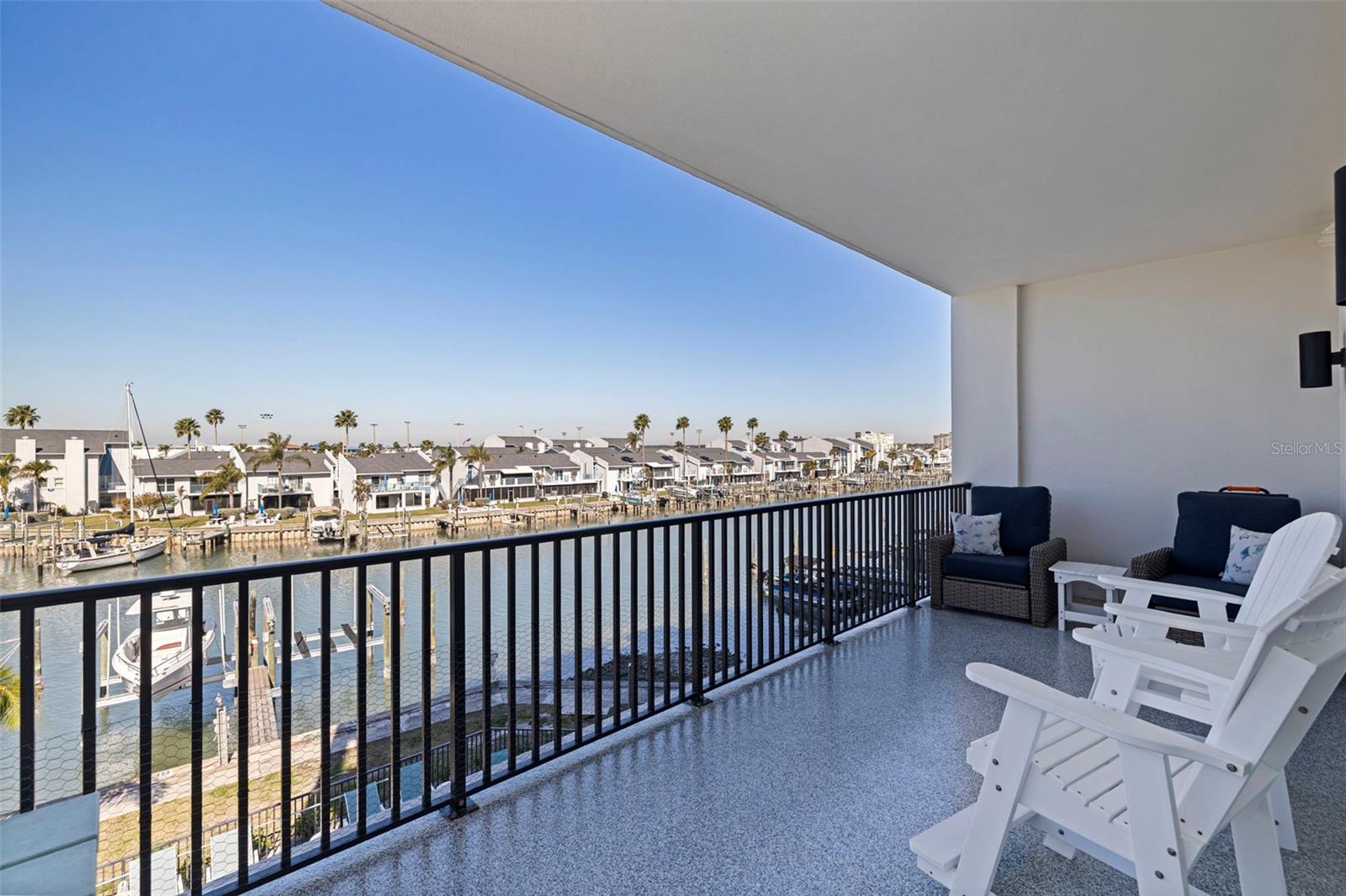 RESIDENCES AT TOWN CENTER CONDO - Residential