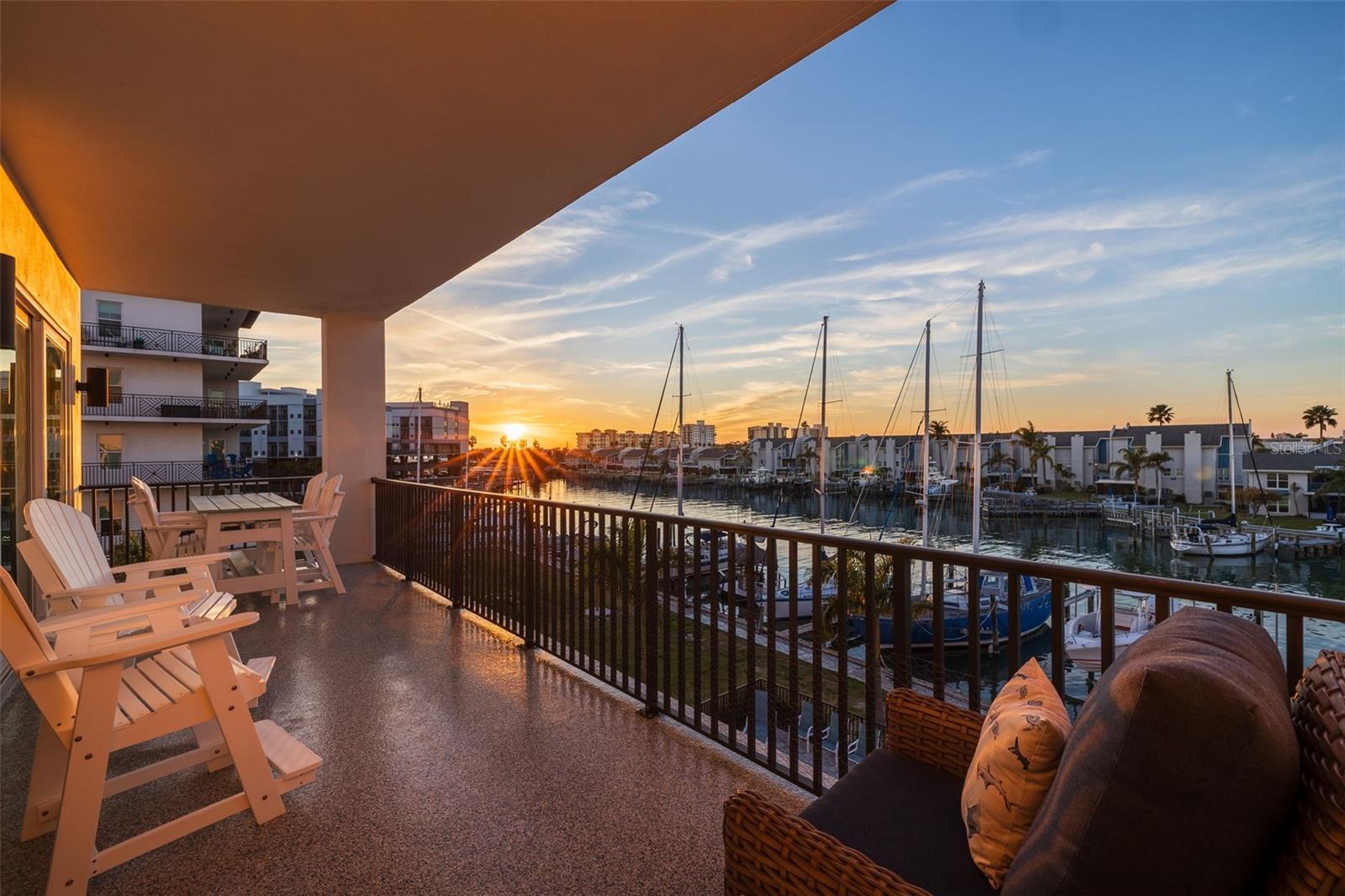 400 150TH AVENUE 307