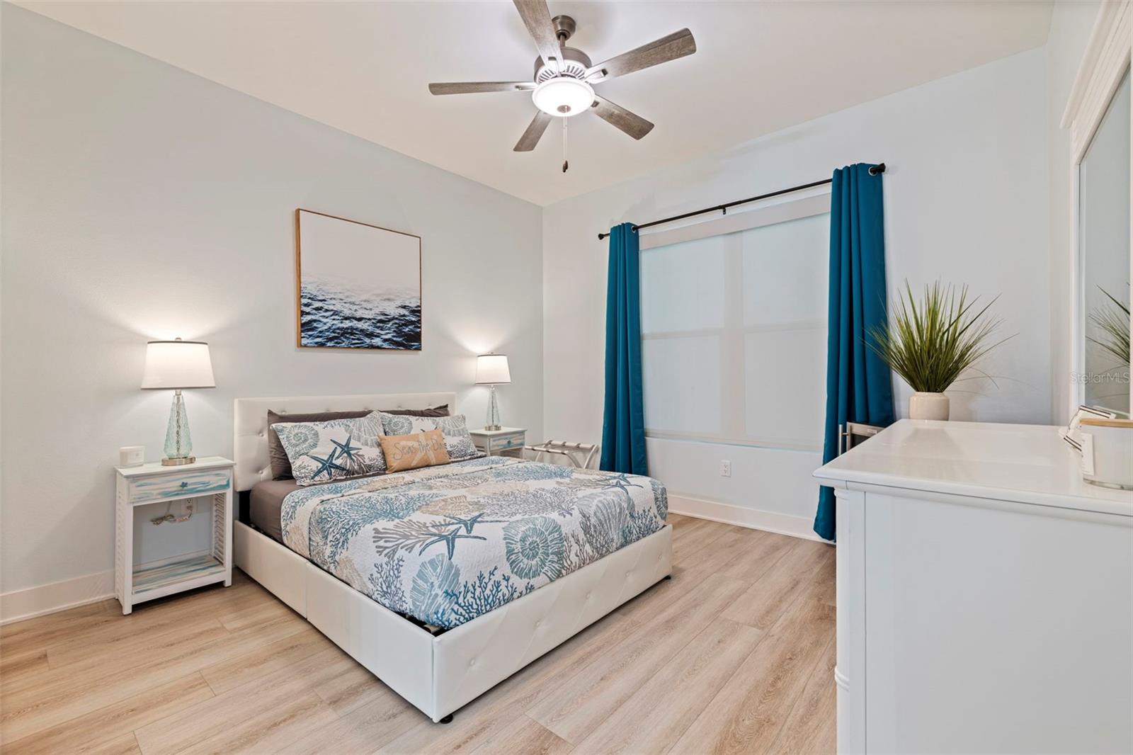 RESIDENCES AT TOWN CENTER CONDO - Residential