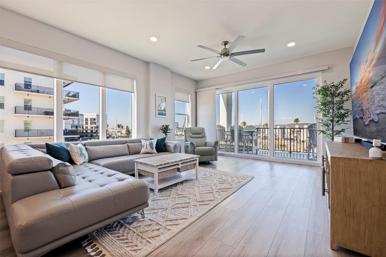 RESIDENCES AT TOWN CENTER CONDO - Residential