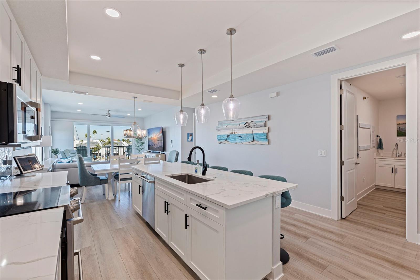 RESIDENCES AT TOWN CENTER CONDO - Residential