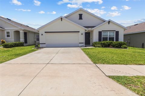 Photo of 38386 Sonnet Landing Avenue, Zephyrhills, FL 33540 (MLS # TB8519082)