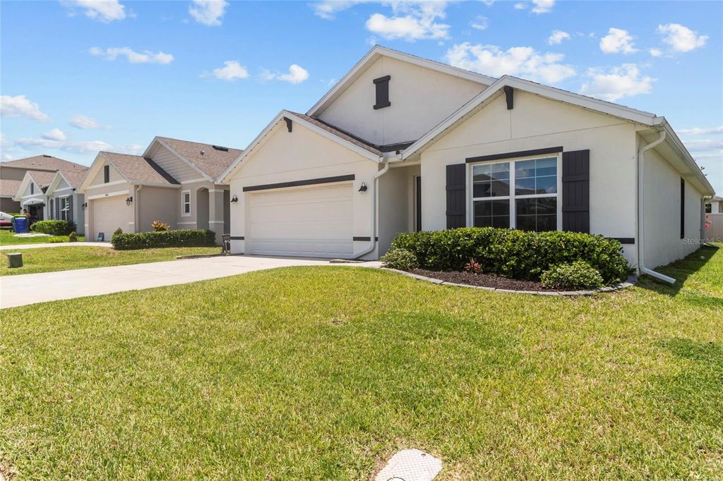 Photo of 38386 Sonnet Landing Avenue, Zephyrhills, FL 33540 (MLS # TB8519082)
