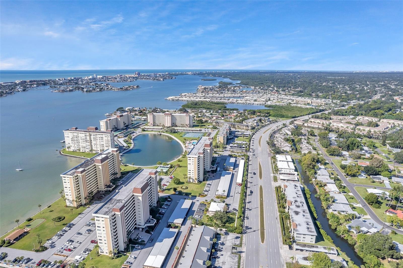 CONTINENTAL TOWERS CONDO - Residential