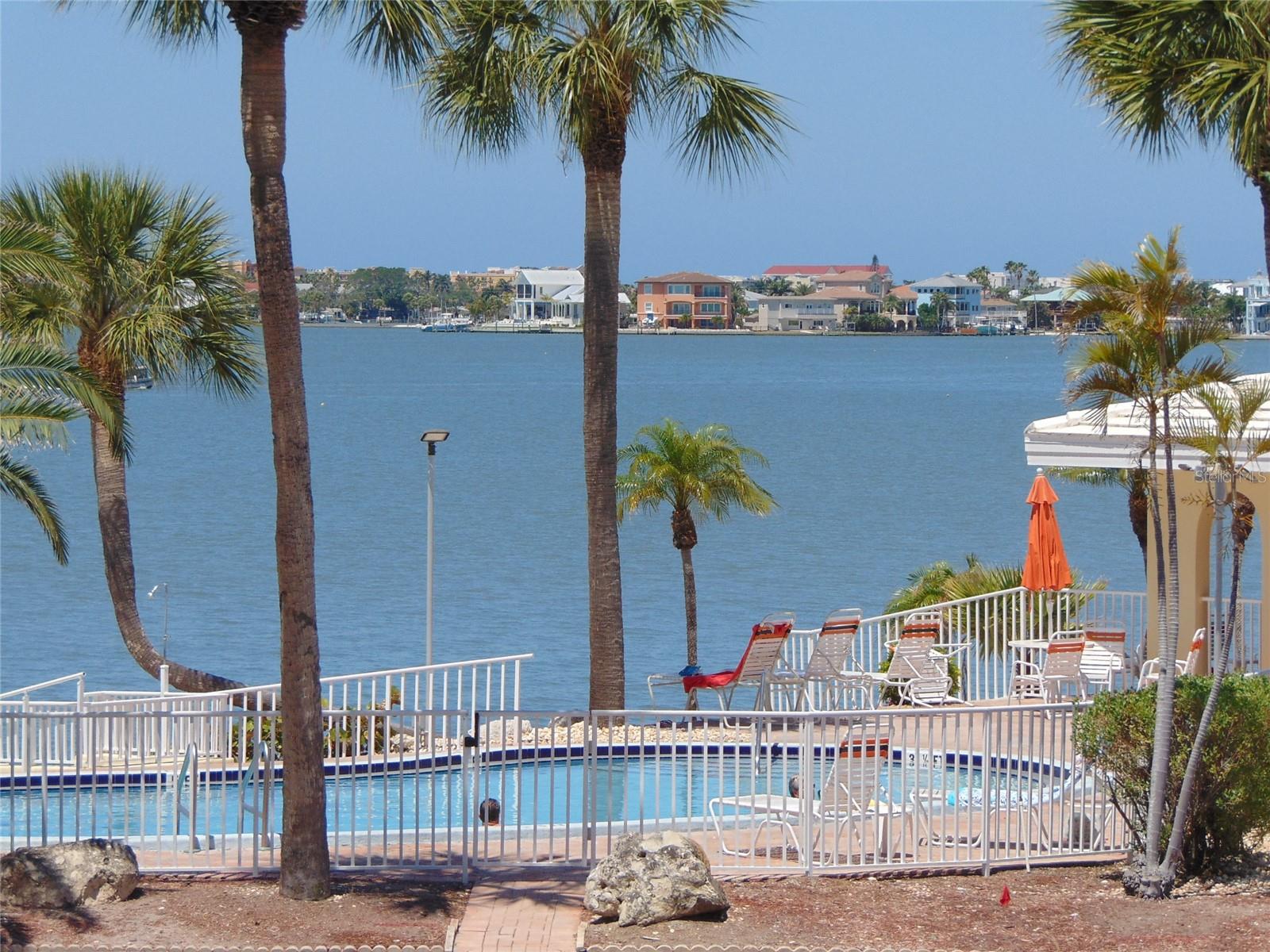 CONTINENTAL TOWERS CONDO - Residential