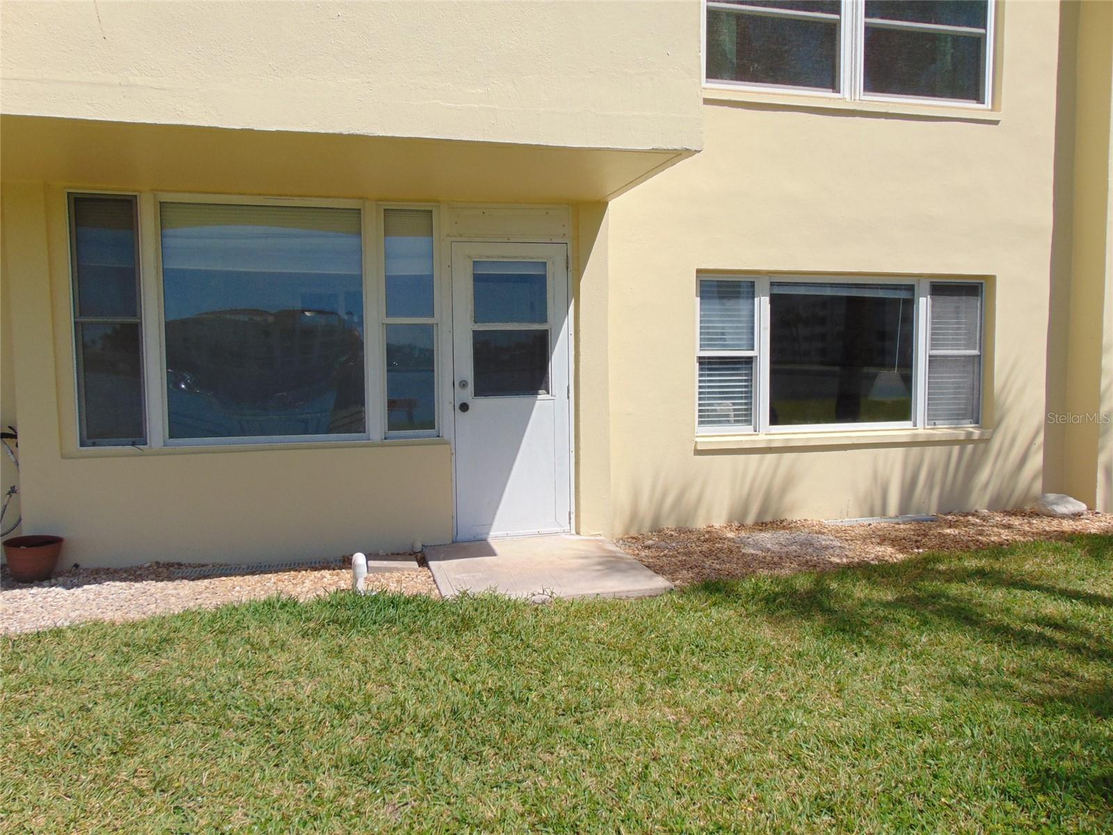 CONTINENTAL TOWERS CONDO - Residential