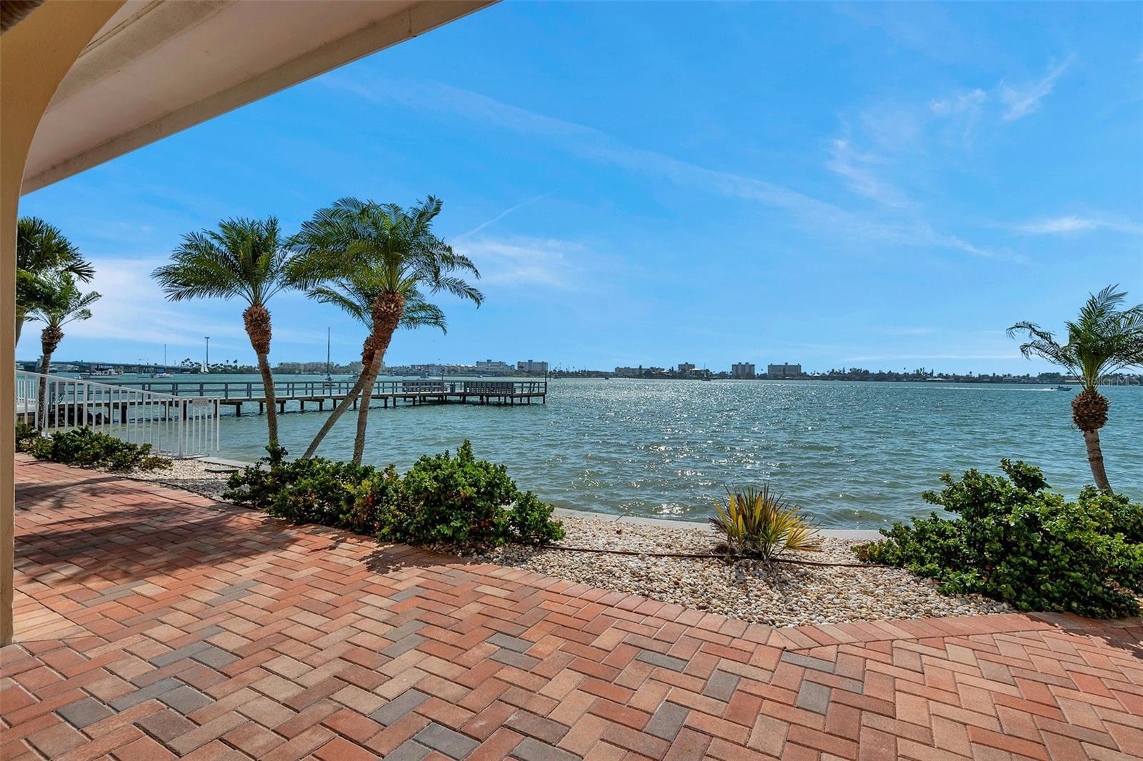 CONTINENTAL TOWERS CONDO - Residential