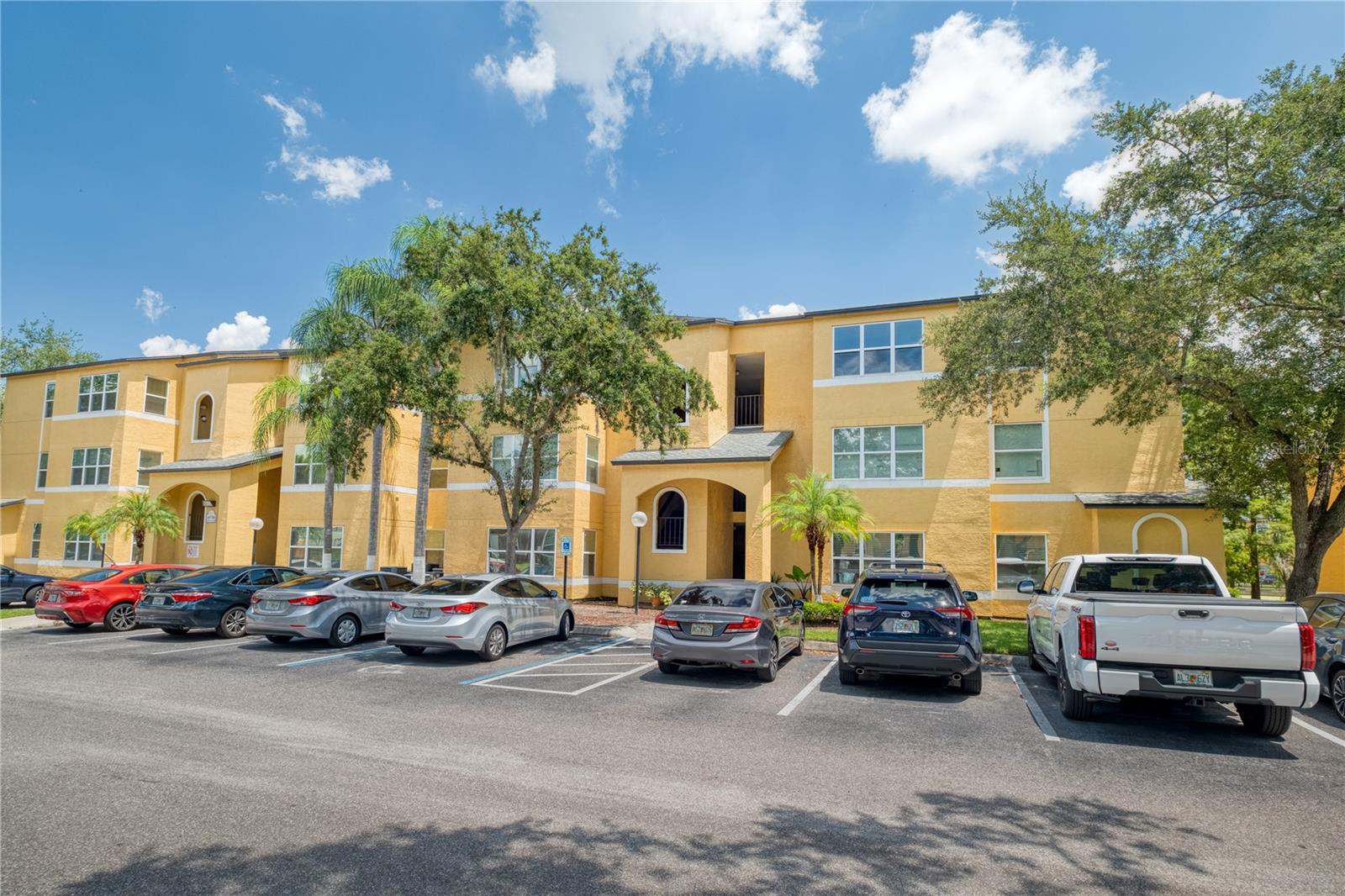 Welcome to Venetian Place! This spacious 2-bedroom, 2-bathroom condo is located in one of Orlando’s most convenient gated communities. Freshly painted in 2025—including walls, baseboards, and doors—this home features vaulted ceilings, laminate flooring, updated windows (2020), and an interior laundry closet for added convenience. Enjoy resort-style living with access to fantastic community amenities including sparkling pools, tennis courts, fitness center, and clubhouse. Perfectly situated just minutes from Downtown Orlando, The Hourglass District, The SoDo District, Conway, Orlando International Airport, major highways, shopping, and dining. Whether you're a first-time buyer, downsizing, or seeking an investment opportunity, this condo offers the perfect blend of space, location and value. Schedule your private tour today!