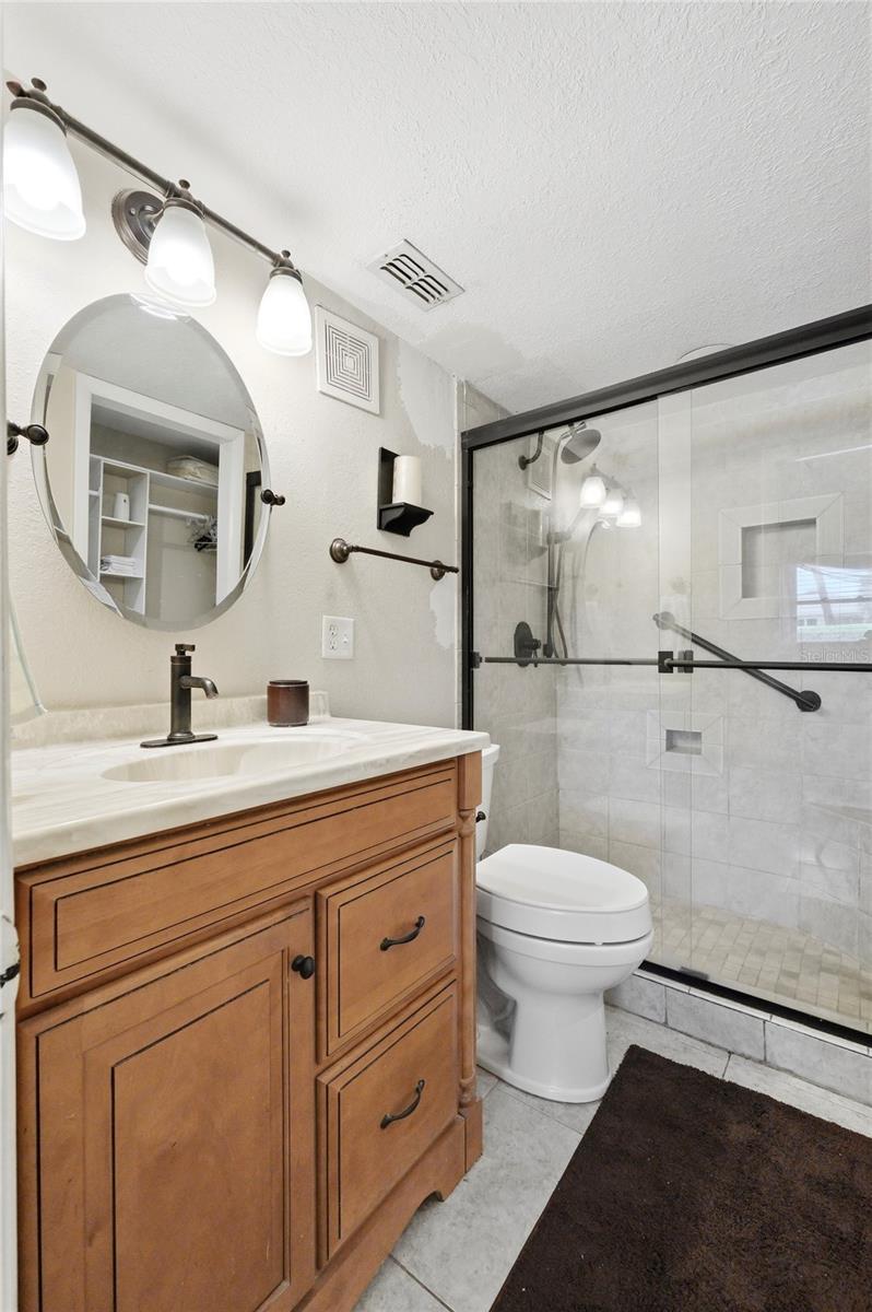 SANDY COVE WINTER HAVEN - Residential