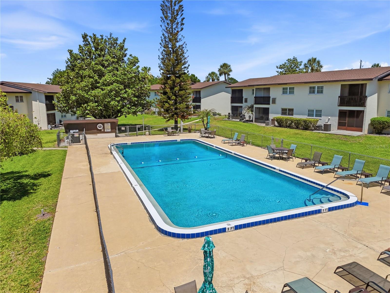 SANDY COVE WINTER HAVEN - Residential