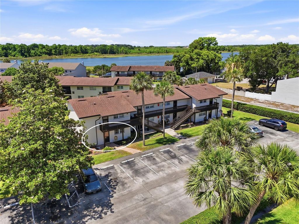 Photo of 900 Avenue Z SE #A1, Winter Haven, FL 33880 (MLS # L4961664)