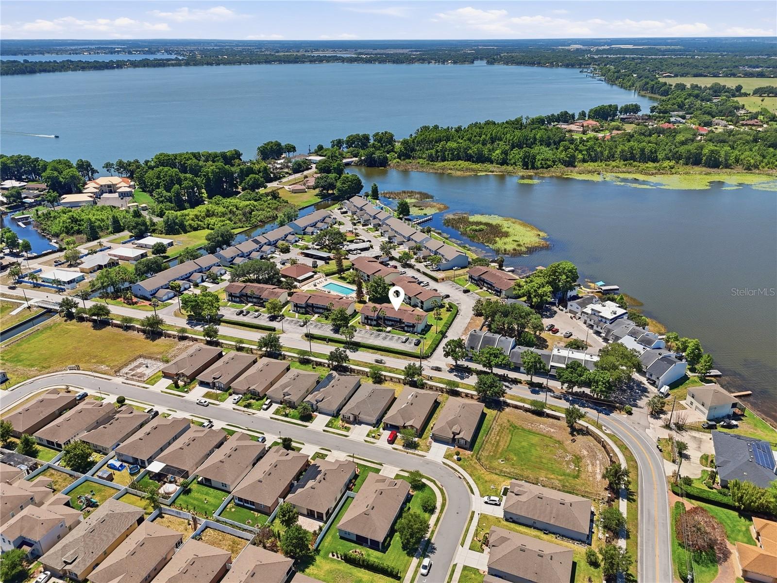 SANDY COVE WINTER HAVEN - Residential