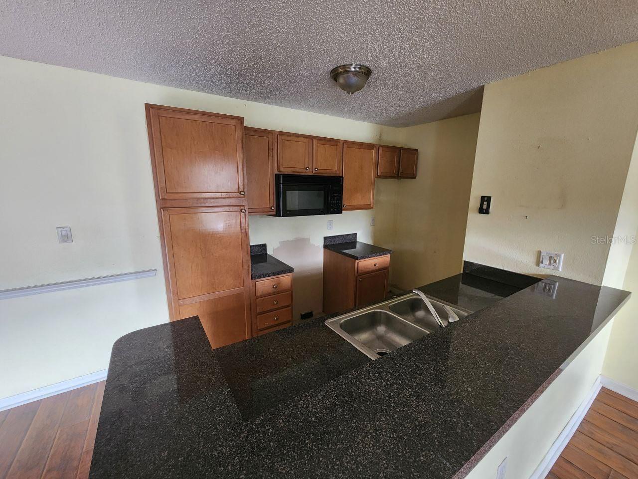 PARK LAKE AT PARSONS A CONDOMI - Residential