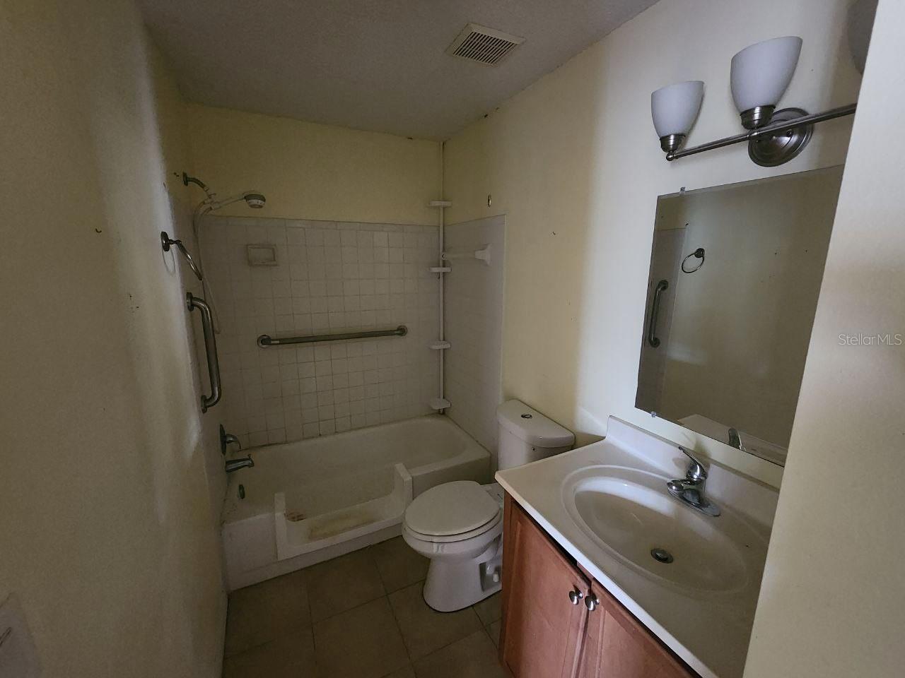 PARK LAKE AT PARSONS A CONDOMI - Residential
