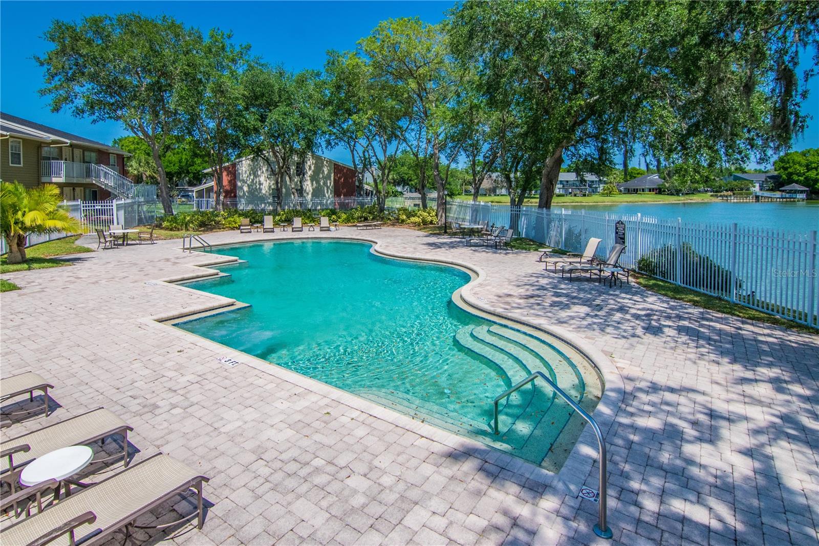 PARK LAKE AT PARSONS A CONDOMI - Residential